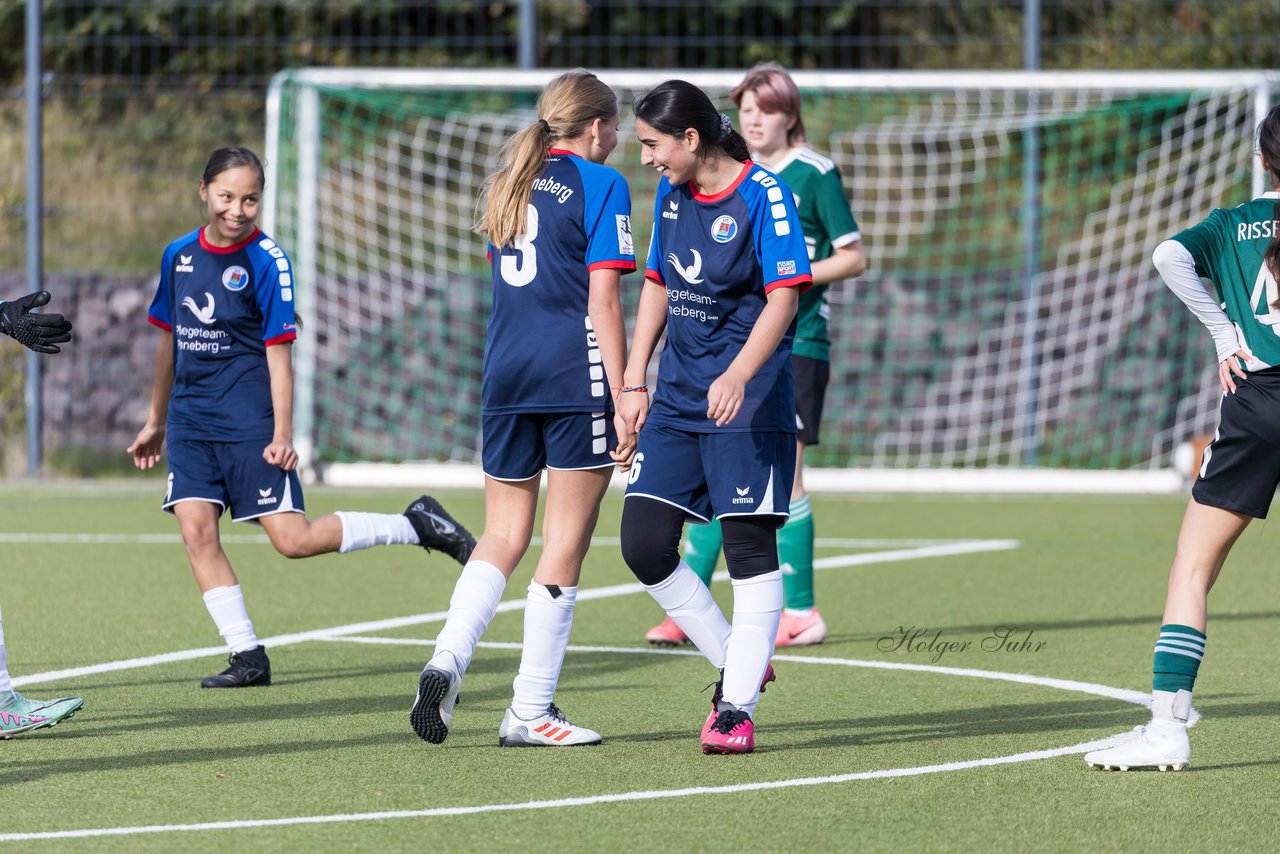 Bild 260 - wU19 Rissener SV - VfL Pinneberg : Ergebnis: 9:1